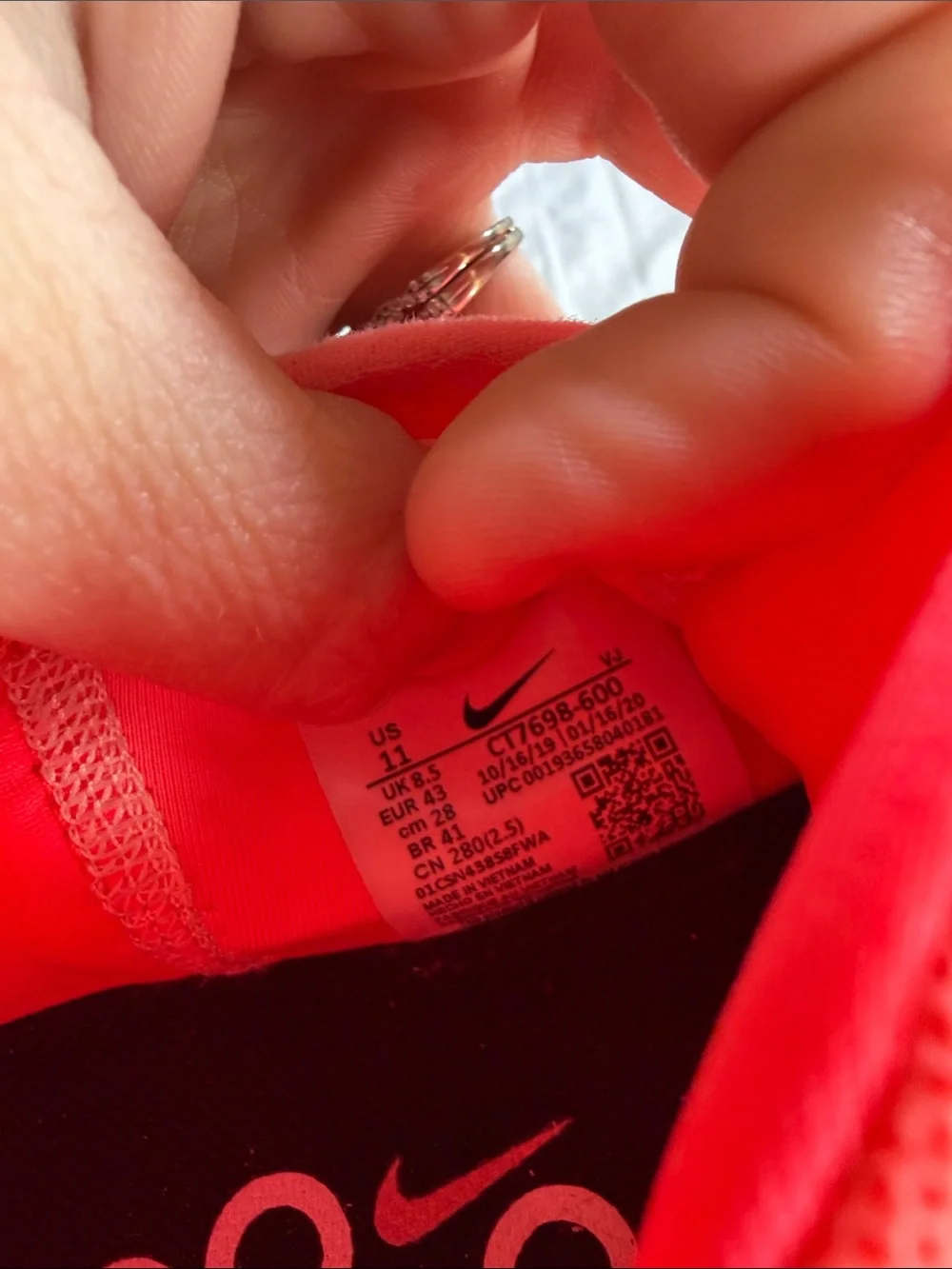 Nike Women's Coral/Hot Pink Athletic Running Sneakers